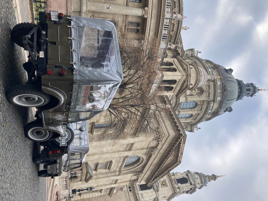 Budapest: Private City Tour with a Vintage Russian Jeep - Rain, cold, and comfort: what to wear so the jeep works for you