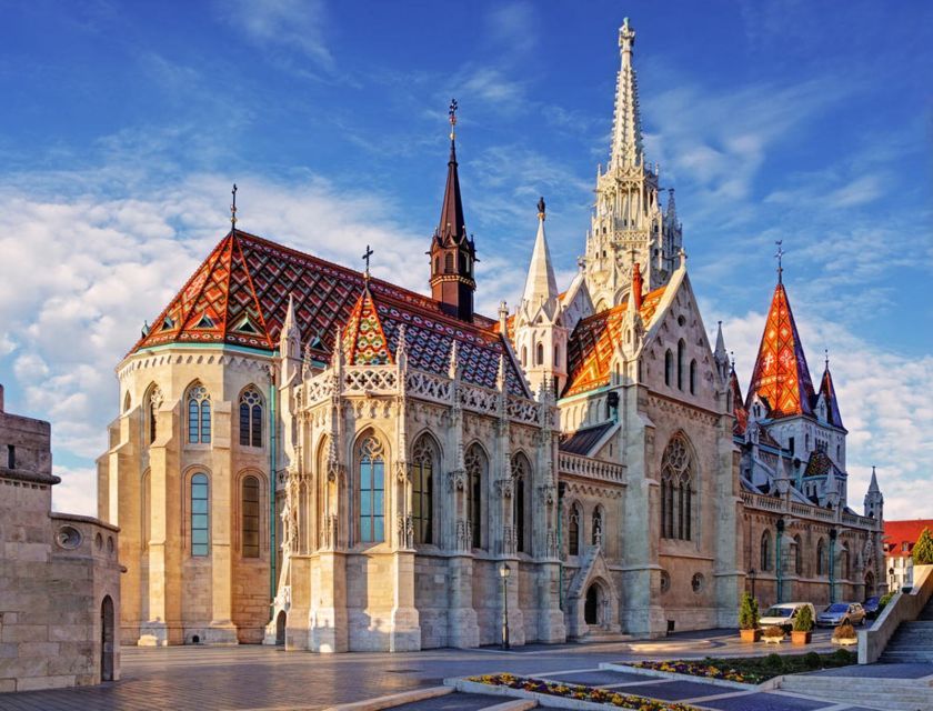 Budapest: Private City Tour with Local Guide - Starting in Pest: Central Market Hall, National Museum, and the Jewish Quarter