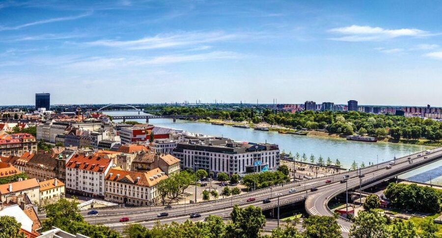 Budapest: Private Guided Tour to Bratislava - A smooth Budapest to Bratislava day, built for convenience