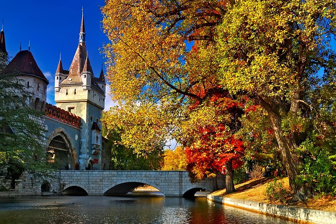 Budapest Private Luxury Sightseeing Tour with Guide and Transport - Heroes’ Square and City Park: Big Symbols and a Thermal Bath Tease
