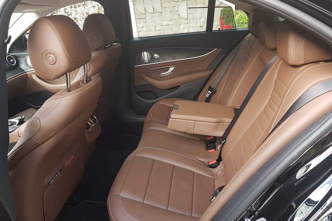 Budapest Private Round Trip Airport Transfer in a Luxury Car - What’s Included in the Price (And What That Means for You)