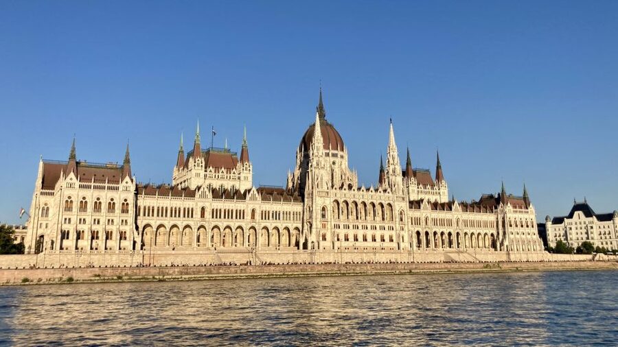 Budapest: Private Sightseeing Tour by car - Private Car Pickup Means You Spend Less Time Traveling, More Time Looking