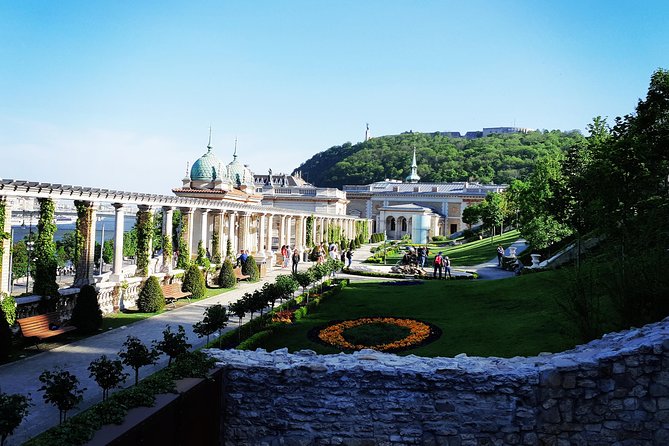 Budapest Private Walking Tour - St. Stephen Basilica, Then Chain Bridge Stories Over the Danube