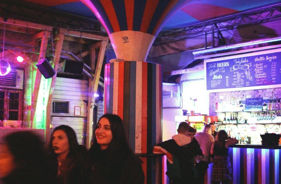Budapest: Ruin Bar Tour - The 3-hour rhythm: 4 bars, tastings, and icebreakers