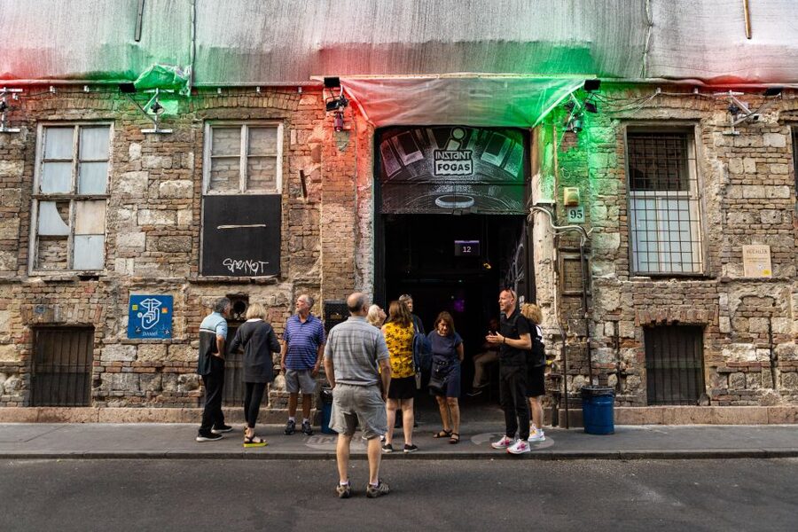 Budapest: Ruin Bars Walking Tour with Drinks and Snacks - Price and value: what you are really paying for