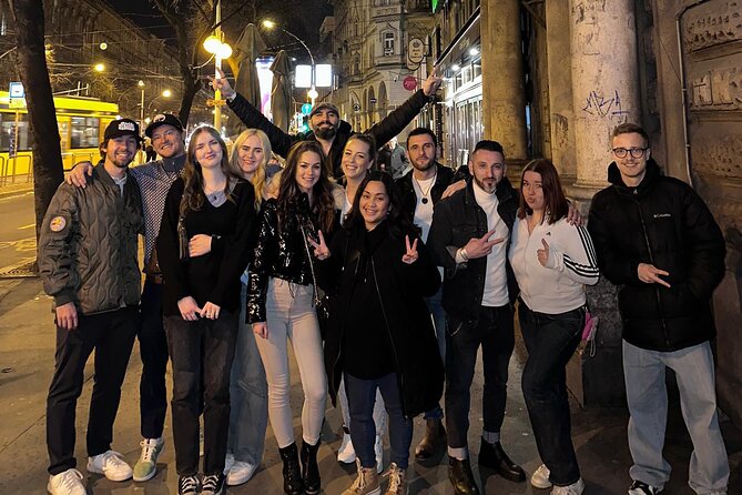 Budapest Ruin Pub Crawl +6 Shots +VIP Entries +Drinking Games - Ruin Bars and Retro Stops, What to Watch For at Each Type