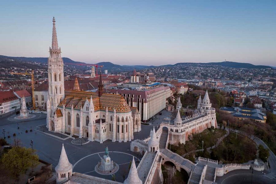 Budapest: Secrets of the Old Town of Buda Guided Walk - Matthias Church and Szentháromság tér, coronation energy in the stone