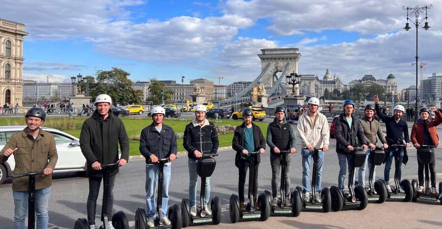 Budapest: Segway Grand City Tour (Buda + Margaret + Pest) 3h - First stop, Haris köz 2: setup and safety you can feel