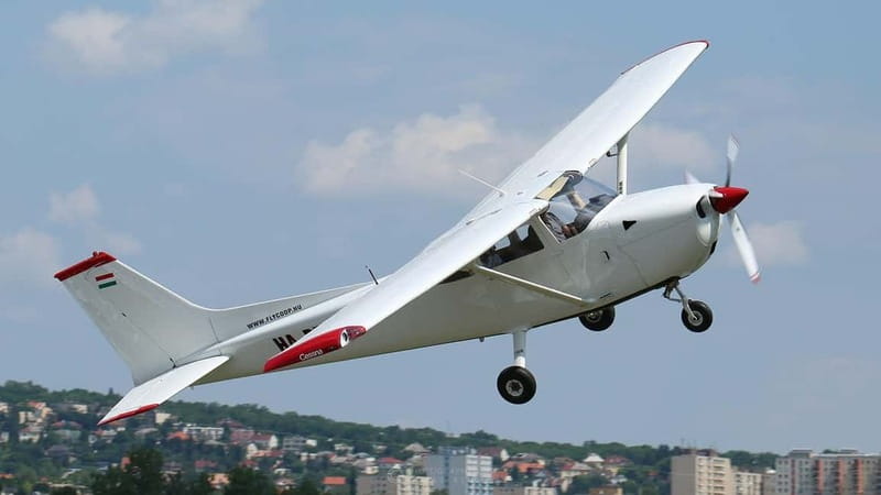 Budapest Sightseeing Flight with Cessna C172 - Key things that make this flight worth your time