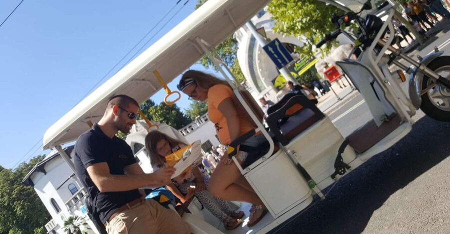 Budapest: Sightseeing Tour by Electric Tuktuk - Heroes’ Square, museums, and Vajdahunyad Castle: where Budapest looks cinematic