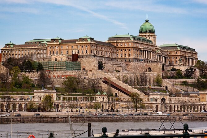 Budapest Sightseeing with Drink Included - Who This Cruise Suits Best (And Who Might Want a Different Option)