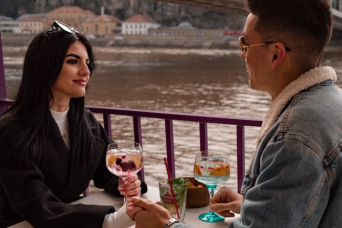 Budapest Sightseeing with Drink Included - Getting on Board: Meeting Point, Timing, and Comfort Tips