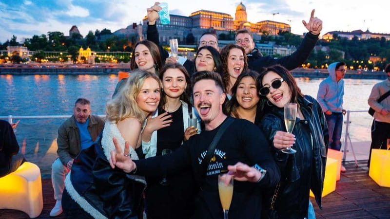 Budapest: Sip and Sail River Cruise with Unlimited Prosecco - Key things to know before you go