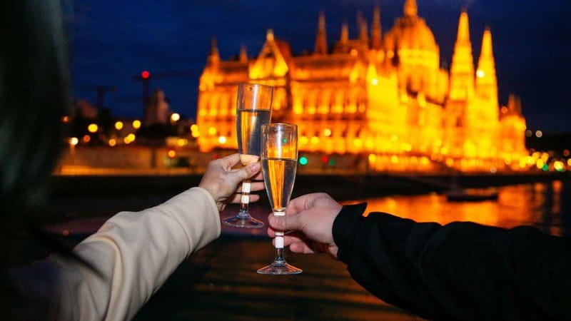 Budapest: Sip and Sail River Cruise with Unlimited Prosecco - Who should book this cruise, and who should skip it