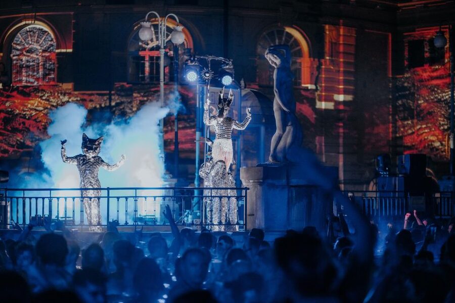 Budapest: Sparty - The Ultimate Late-Night Spa Party Ticket - Ticket options and the line reality: Fast track vs premium