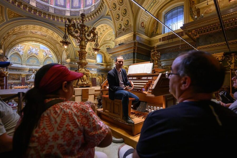 Budapest: St.Stephen's Basilica Grand Organ Concert Tickets - Meeting at the Main Entrance, Then Up to the Gallery