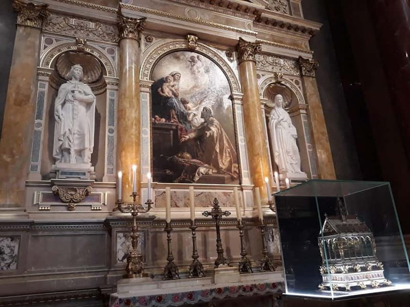 Budapest: St. Stephen's Basilica Tour & Music Performance - Who should book this basilica tour, and who should reconsider