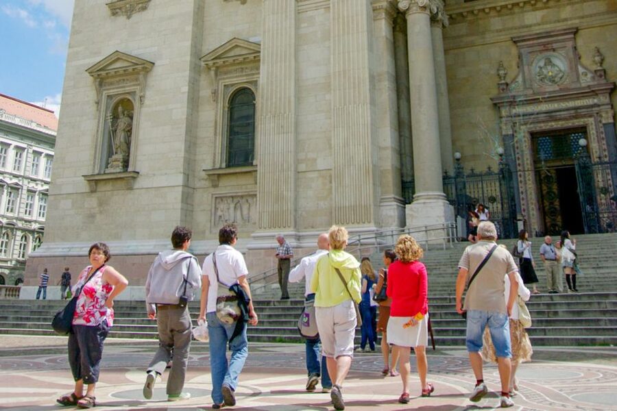 Budapest: St Stephen's Basilica Tour - Where to Meet Your Guide Near the Ticket Office