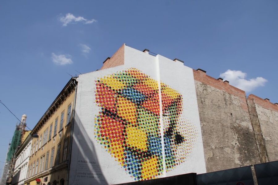 Budapest: Street Art Tour - The café stop at My Little Melbourne, coffee included