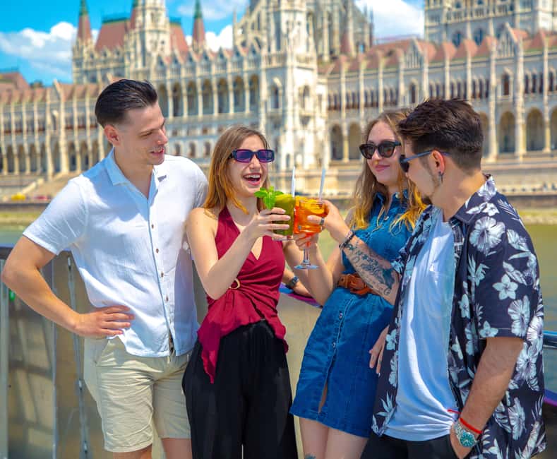 Budapest: Sunset Cocktail Cruise - What You’ll See Passing Gellert Hill to Margaret Bridge