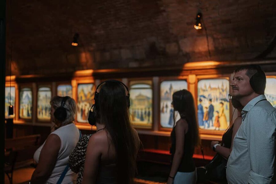 Budapest: Time Machine Immersive Historical Exhibition - The story flow: from the unifying idea to revolutions and wars