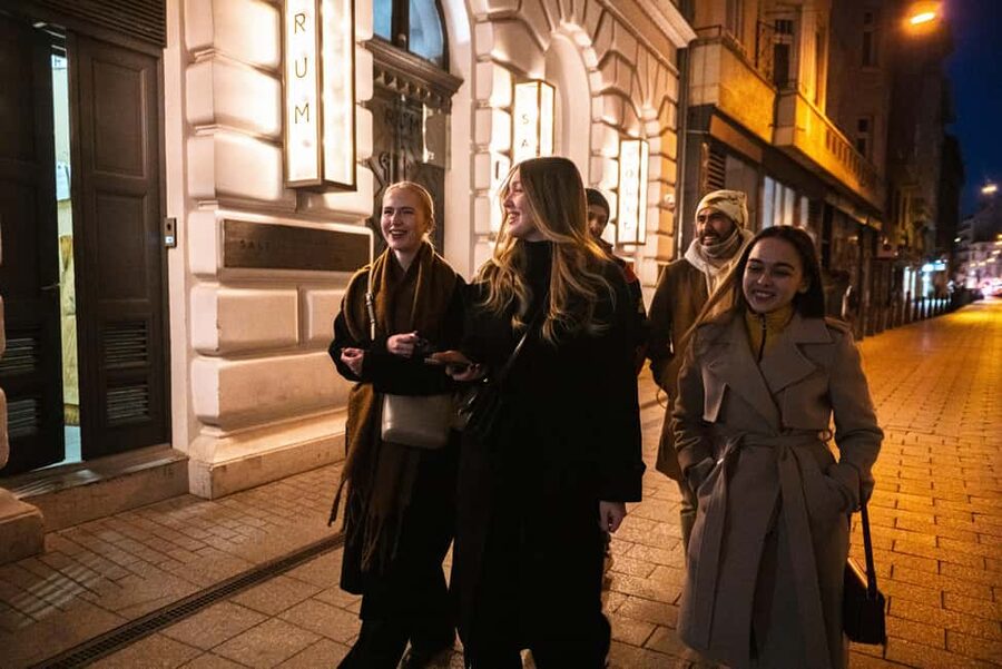 Budapest: Tipsy Food Tour - Wines, Small Group & Local Guide - Key highlights I’d plan around
