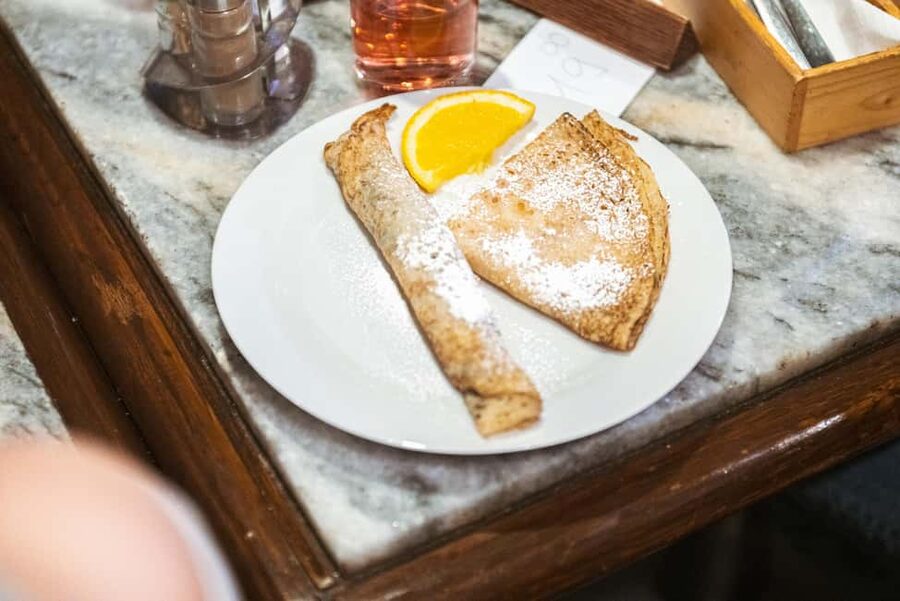 Budapest: Tipsy Food Tour - Wines, Small Group & Local Guide - Langos and chimney cake: street food classics that work at night