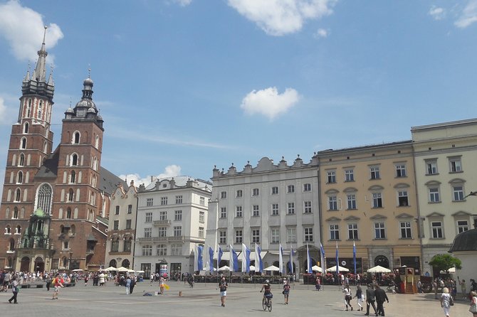 Budapest to Krakow private transfer - What the 6-hour Slovakia route feels like