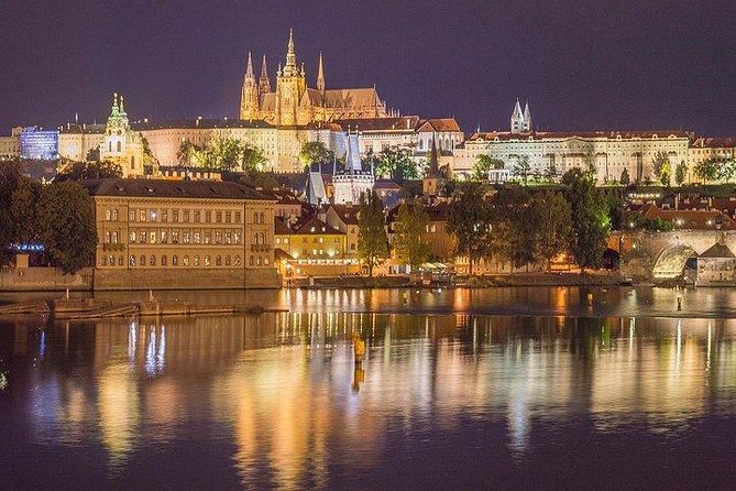 Budapest to Prague Private transfer with 2 hour sightseeing stop - Included basics you will actually use