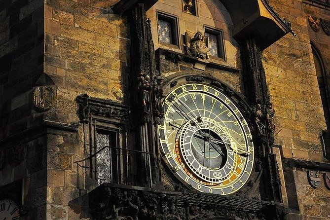 Budapest to Prague Private transfer with 2 hour sightseeing stop - Price and value: when this feels worth it