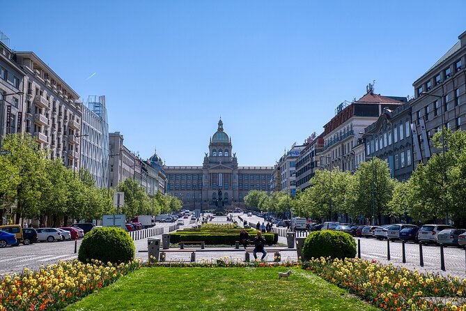 Budapest to Prague - Private Transfer with 2 hours of Sightseeing - Tickets and timings: how to avoid a stressful sightseeing scramble
