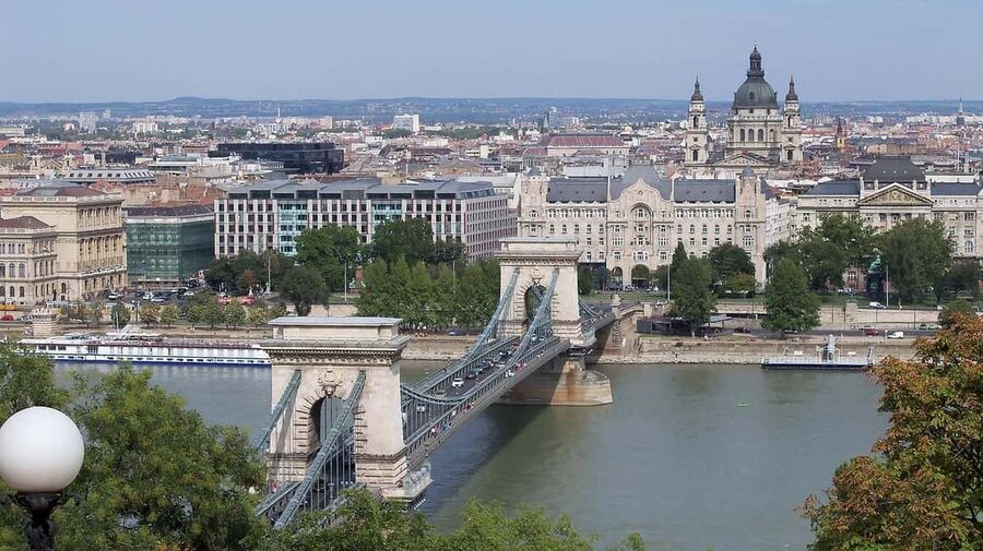 Budapest to Székesfehérvár: Private Day Tour - St. Stephen’s Basilica in the mix: free entry, optional climb