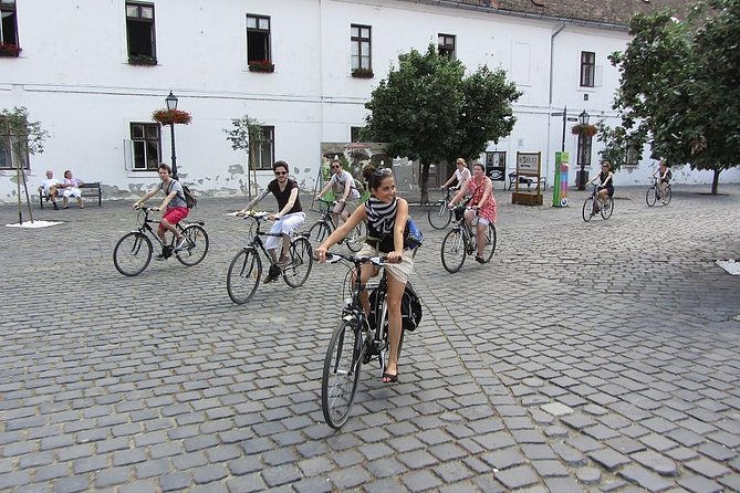 Budapest to Szentendre bike & boat tour - The Szentendre Stroll: What You Get Beyond the Bike Ride