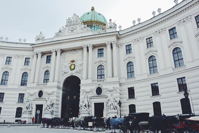 Budapest to Vienna Private Costumizable Day Tour with Lunch - Hofburg and St. Stephen’s, the classic Vienna showdown