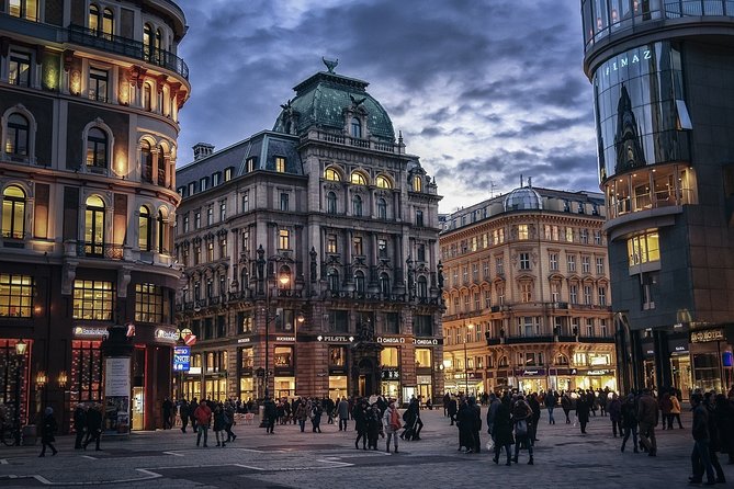 Budapest to Vienna - Private Transfer with 2 hours of Sightseeing - The door to door advantage that saves energy
