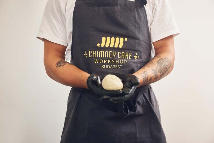 Budapest: Traditional Chimney Cake (Kürtőskalács) Workshop - Small space reality, warmth, and allergen limits