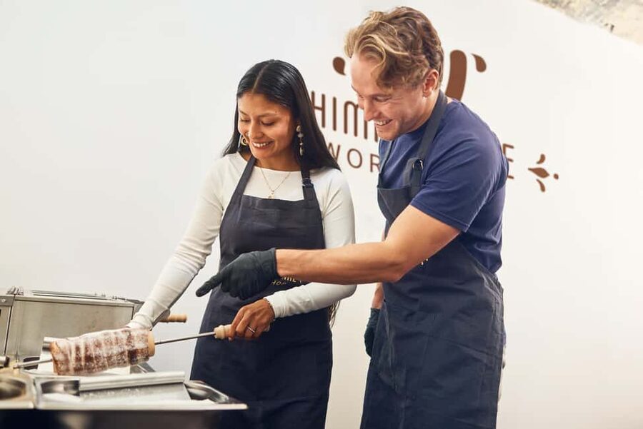 Budapest: Traditional Chimney Cake (Kürtőskalács) Workshop - Who this workshop suits best, and who might skip