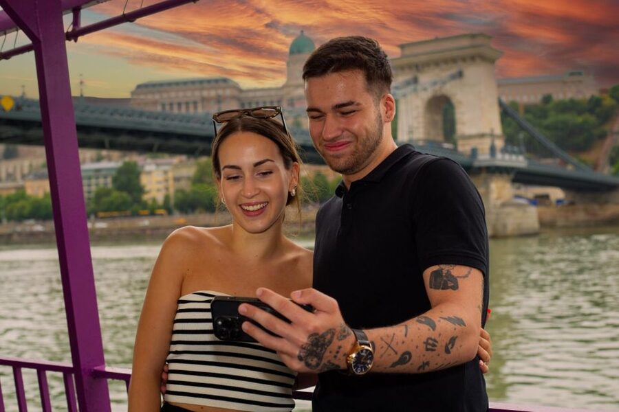 Budapest: Unlimited Prosecco and Wine Sightseeing Cruise - Unlimited Prosecco, Wine, Soft Drinks, and the Real-Life Value