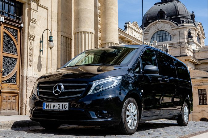 Budapest - Vienna Transfer with Bratislava stop - Who this Budapest to Vienna transfer suits best