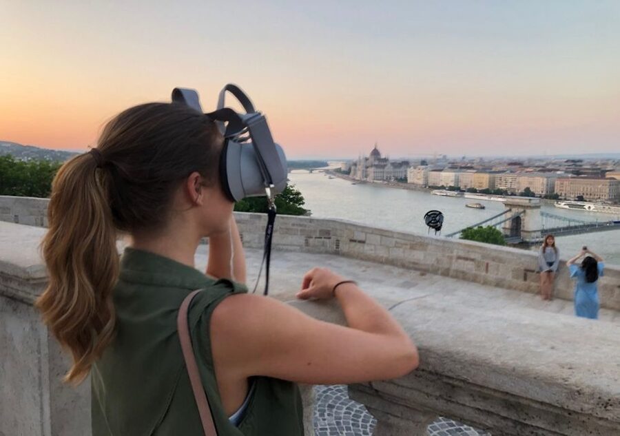 Budapest: Virtual Reality Tour in 8 Languages - How the six stops work as a story, not a checklist