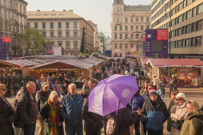 Budapest walking tour: Parliament and Shoes Memorial - Meeting St. Stephen’s Basilica: getting there without stress