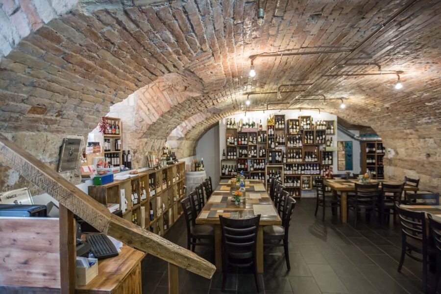 Budapest: Wine, Cheese, and Charcuterie Tasting - Tokaj Sweet Wine at the End: Why That Last Glass Matters