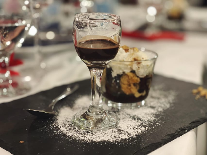 Budapest: Wine & Dine Cruise on the Danube - Why Budapest tastes better from a boat