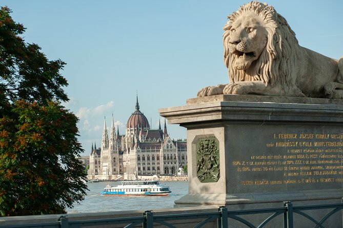 Budapest Wine tasting & Downtown Walk - A 4:00 pm downtown route that works even if it is your first day