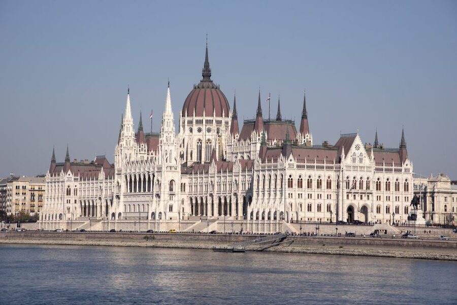 Castle District & Pest Driving Tour with Danube River Cruise - St. Gellert Hill and Citadel, where the views do the explaining