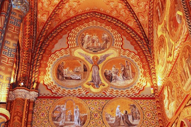 Castle District tour with Matthias Church Ticket & Cake & Coffee - Matthias Church: the centerpiece stop with admission included