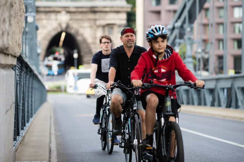 Choose a bicycle and make your own tour in Budapest-24 hrs - Who should book this and who should skip it
