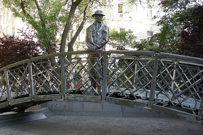Communism in Budapest: Private Tour with House of Terror Museum - Why Budapest’s political story works best on foot