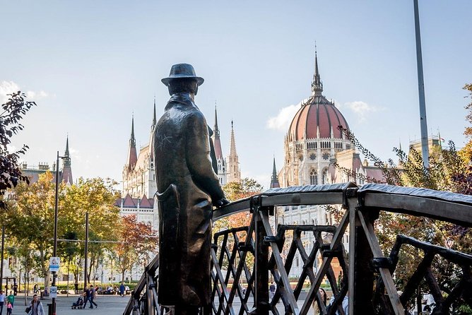 Communist Budapest Private Walking Tour - Private historian guide and the value of place-based storytelling