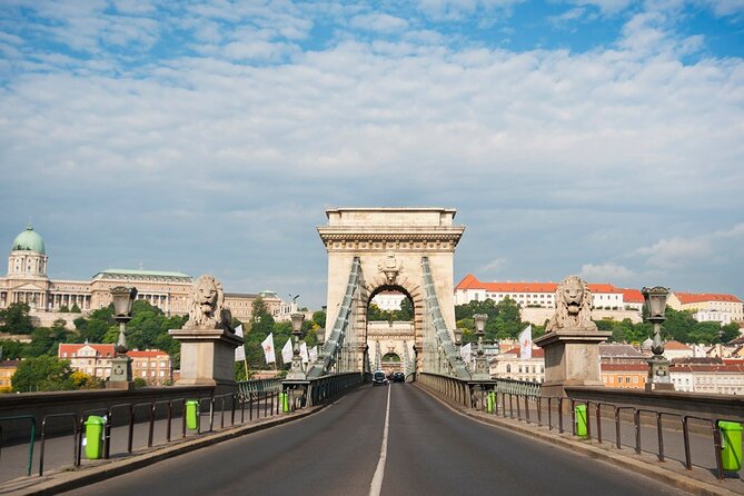 Comprehensive sightseeing tour - Szechenyi Baths from the outside, then Andrassy Avenue with the Metro time machine